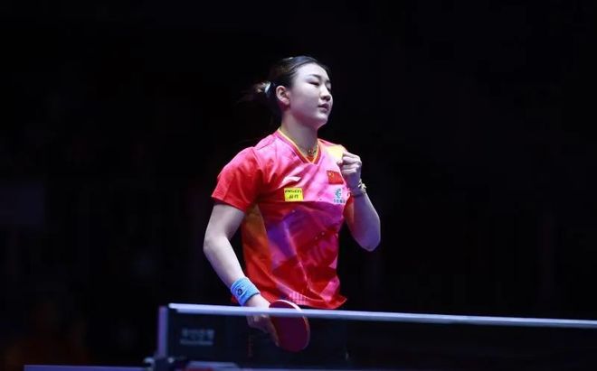 指边后卫或 指边后卫或